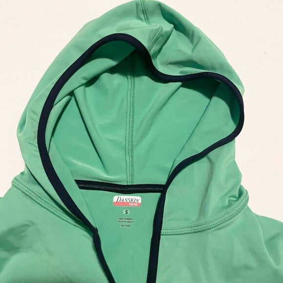 Danskin Now Womens Size Small Green Pullover Short Cap Sleeve Vneck Hoodie - Picture 7 of 16